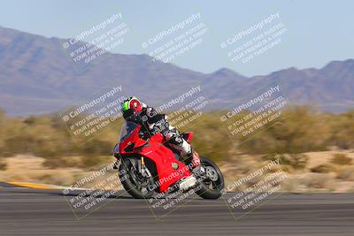 media/Feb-04-2023-SoCal Trackdays (Sat) [[8a776bf2c3]]/Turn 9 Side (130pm)/